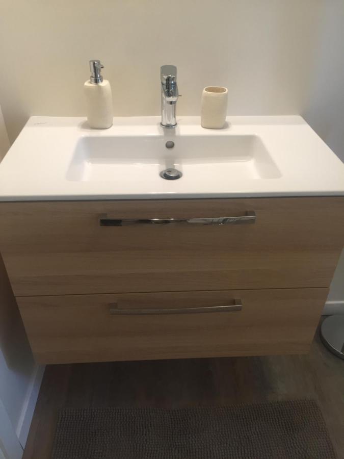 Ferienwohnung A Due Passi Dal Mare Vallecrosia Exterior foto